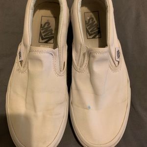 White slip on Vans 6.5